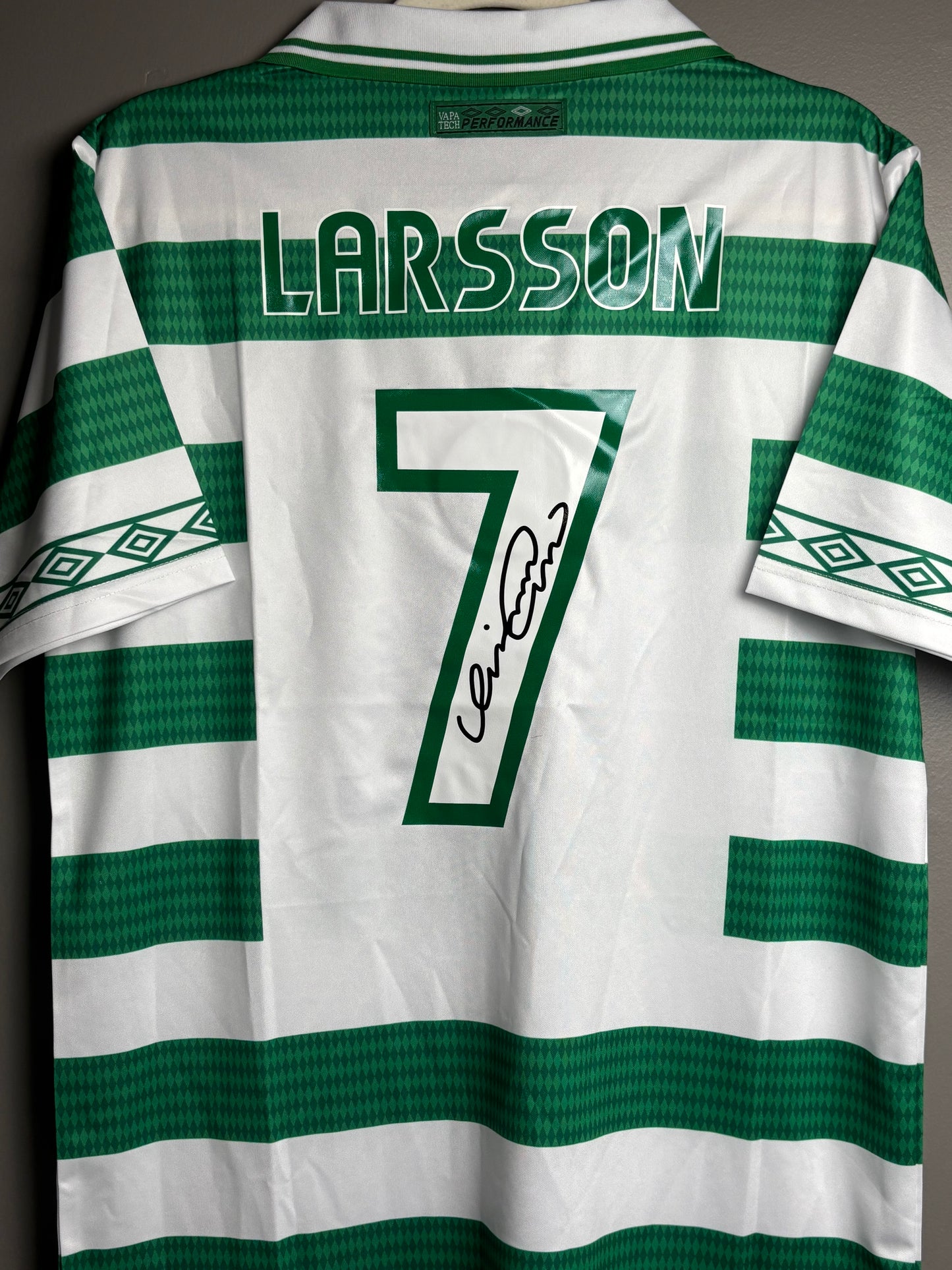 Celtic FC 1998/99 - 7 Larsson