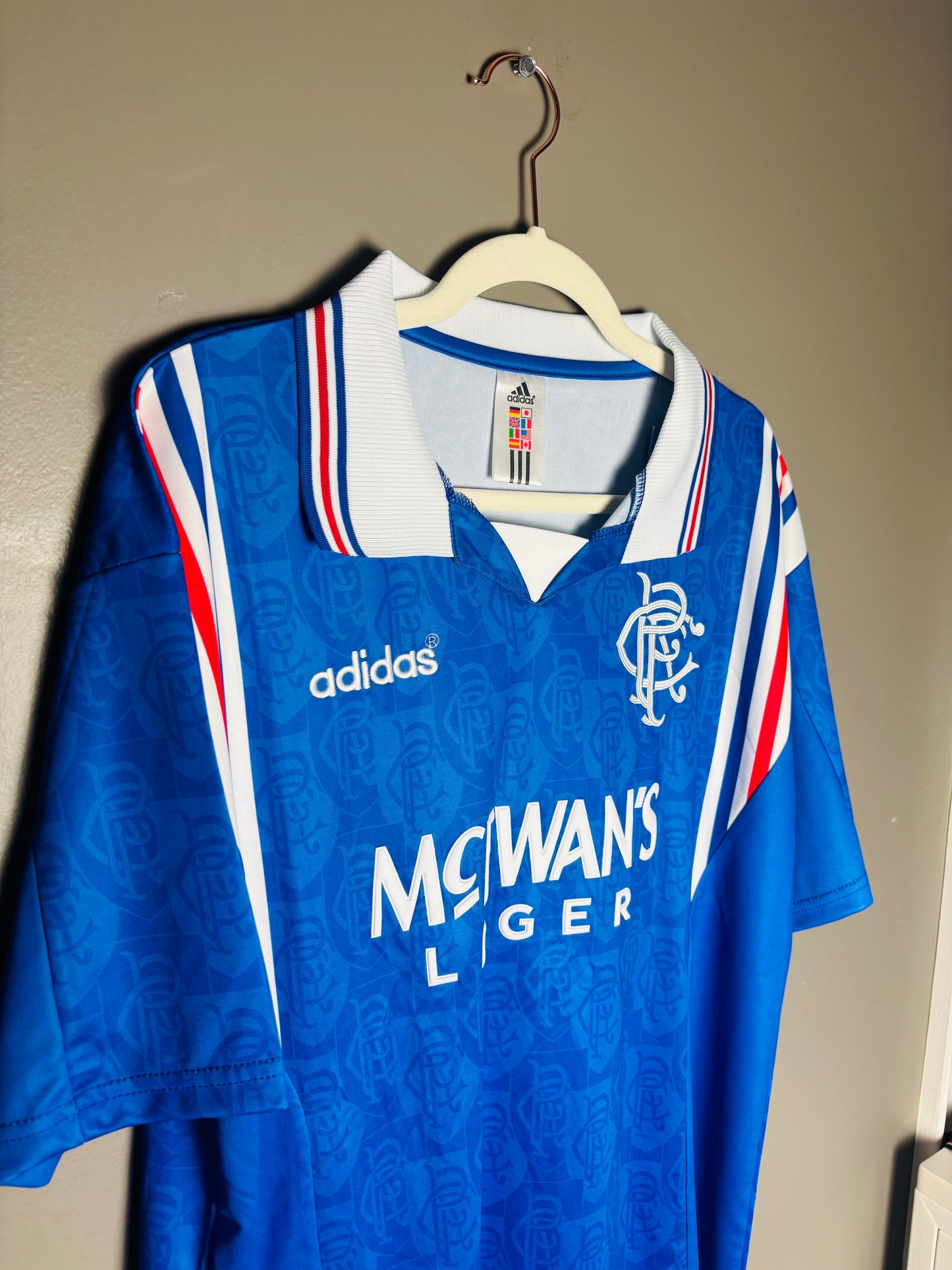 Rangers FC 1996/97 - 11 Laudrup