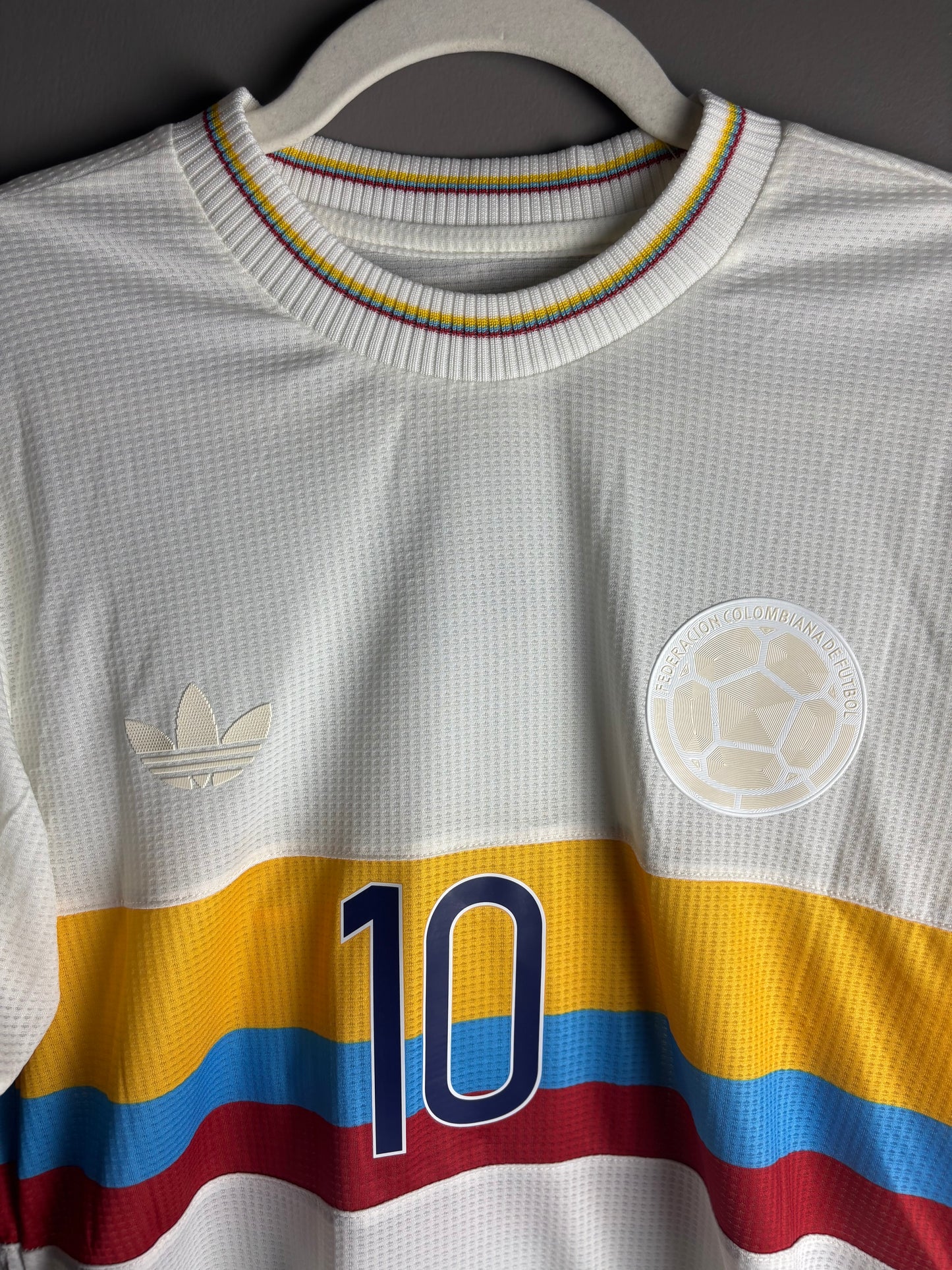 Colombia ‘24 - 10 James