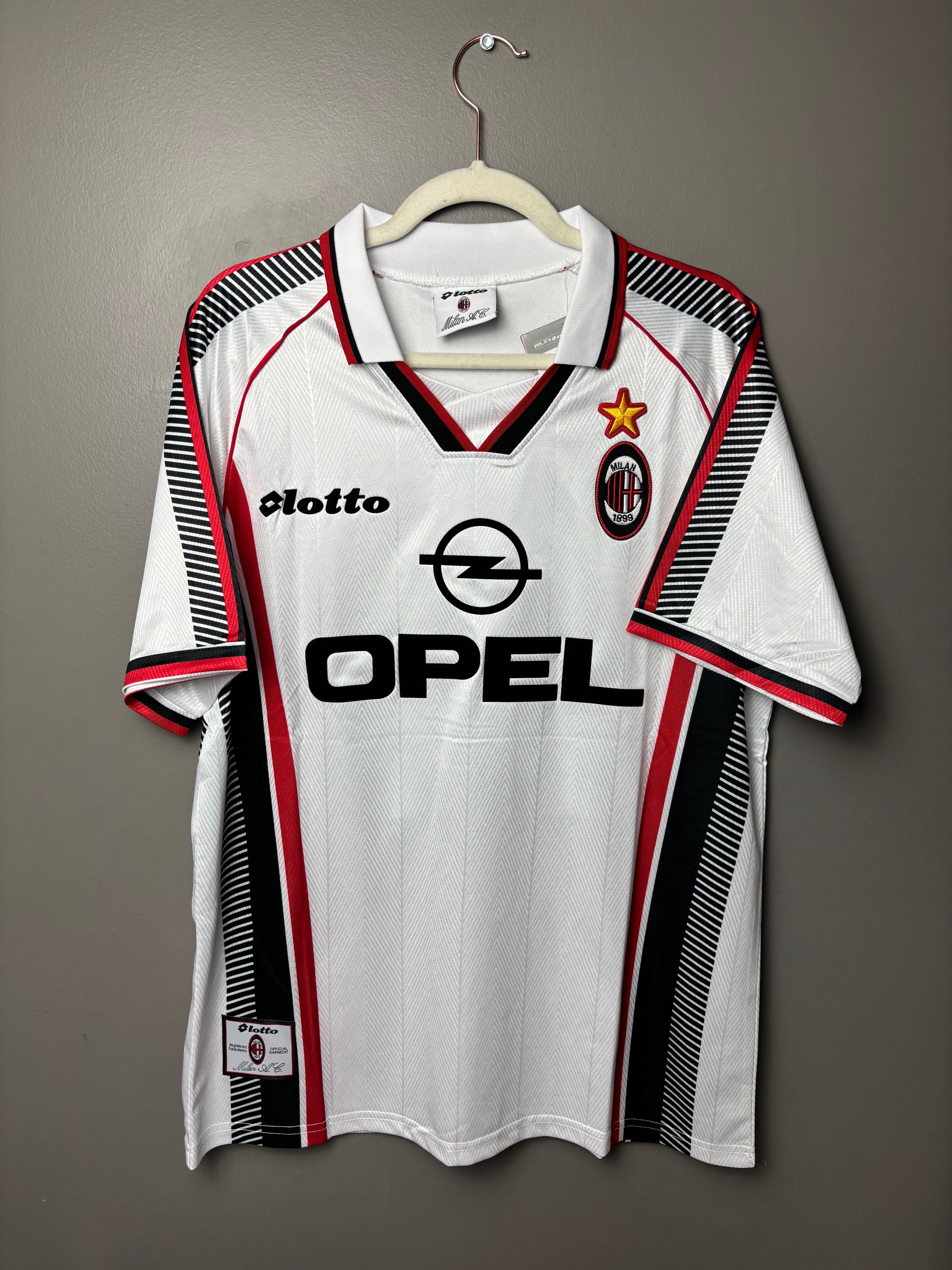 AC Milan 1997/98 - 14 Weah – Field Legends Jerseys