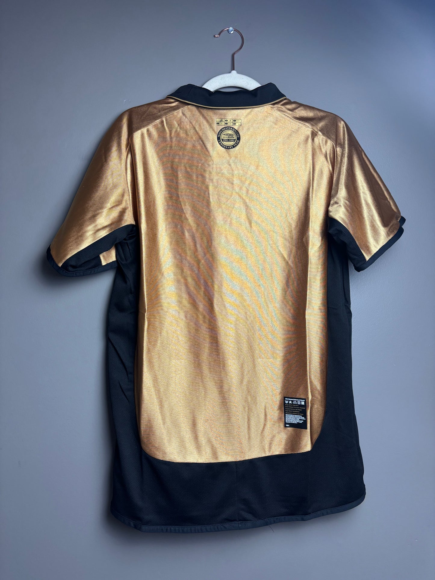 Manchester United ‘02 Reversible Jersey