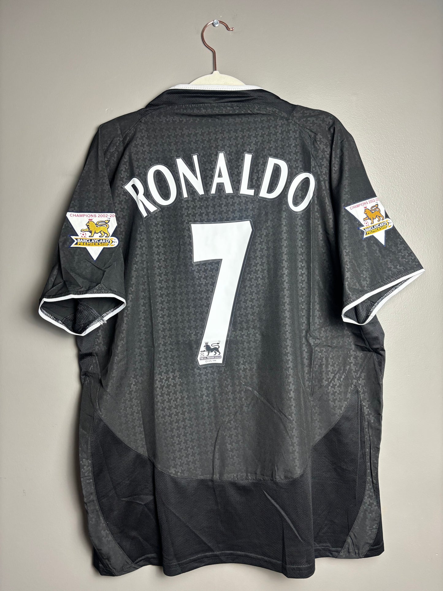 Manchester United 2002/03 - 7 Ronaldo