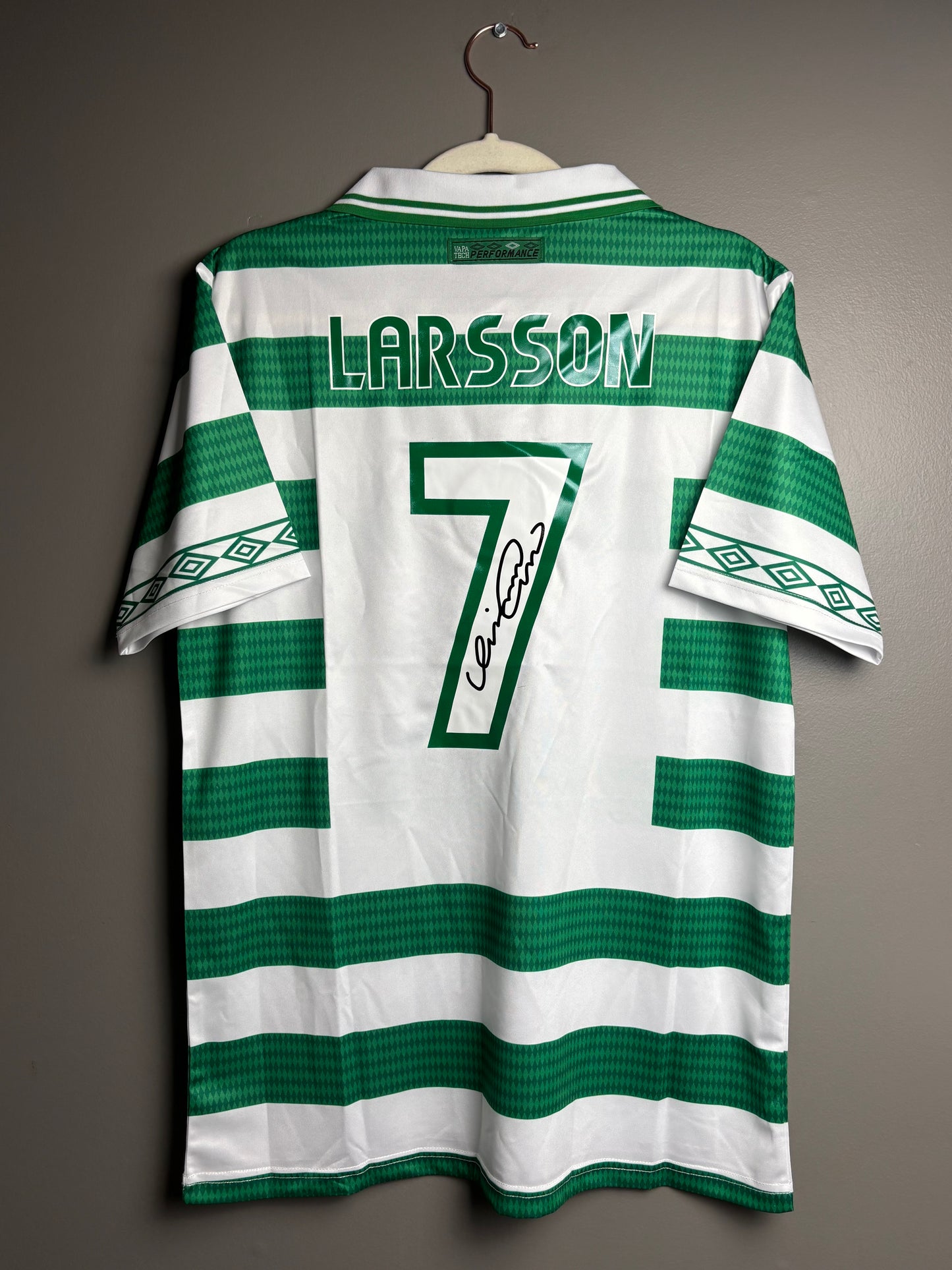 Celtic FC 1998/99 - 7 Larsson