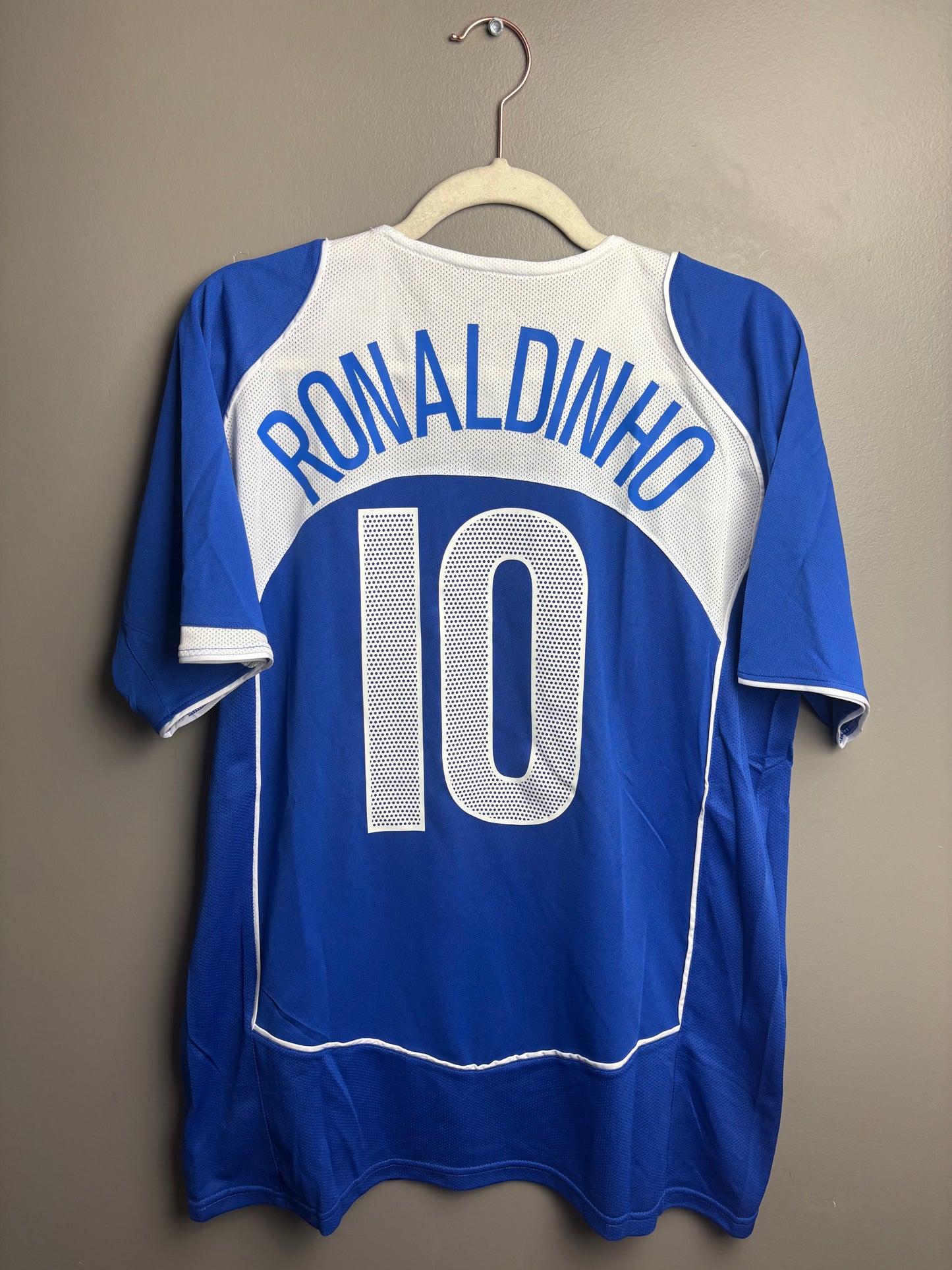 Brazil 2004 - 10 Ronaldinho