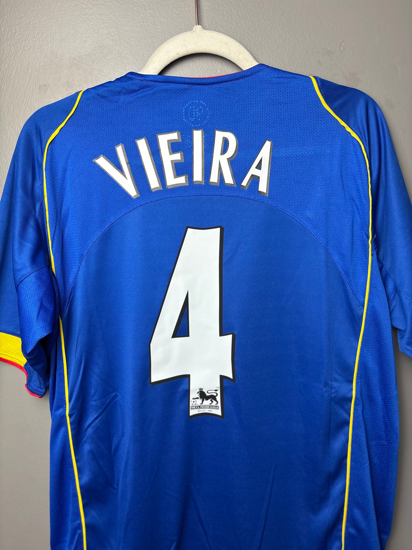 Arsenal FC 2004/05 - 4 Vieira
