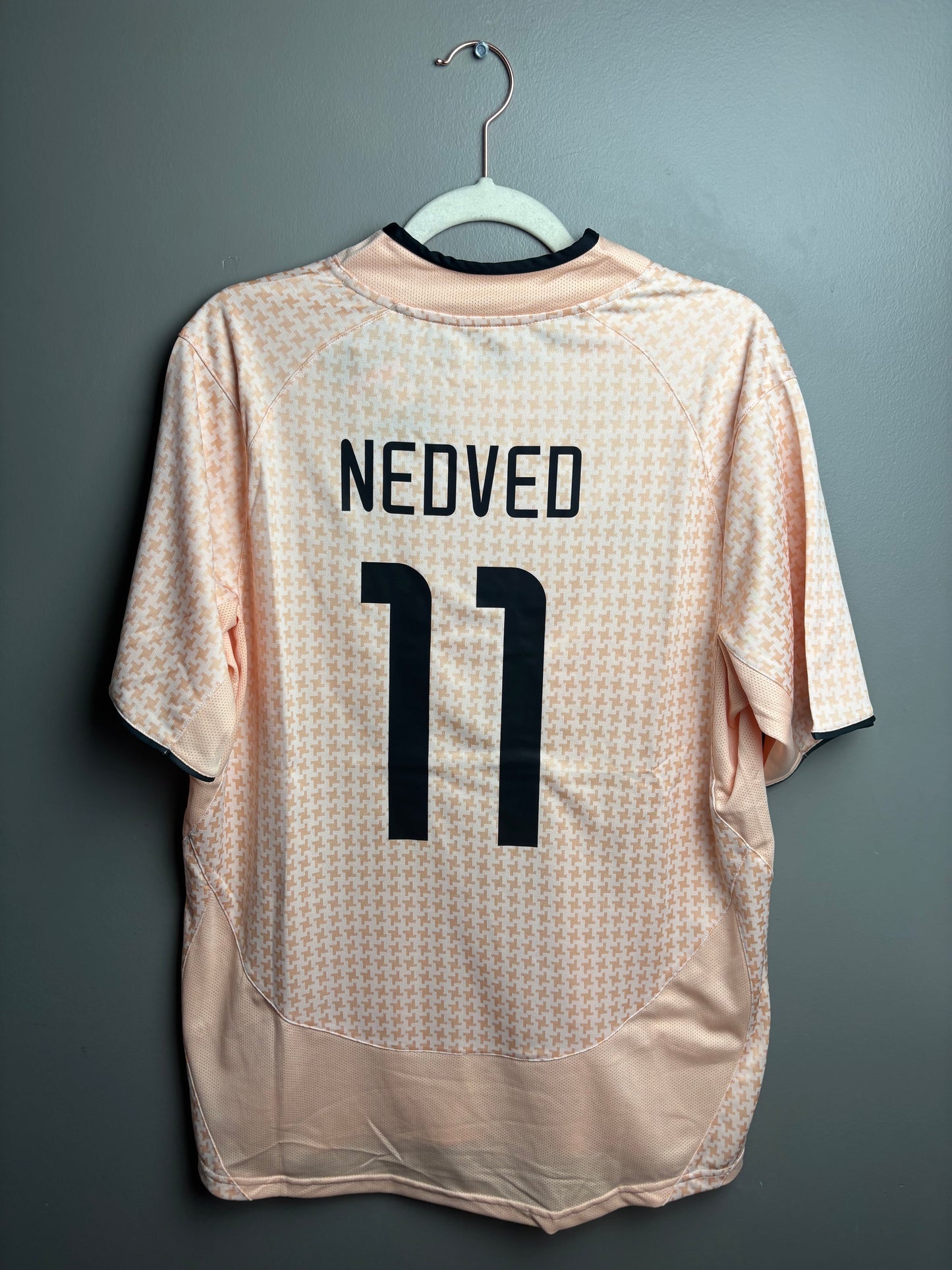 Juventus FC 2003/04 - 11 Nedved
