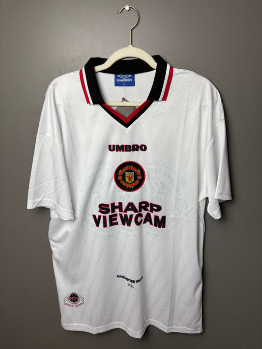 Manchester United 1996/97 - 7 Cantona