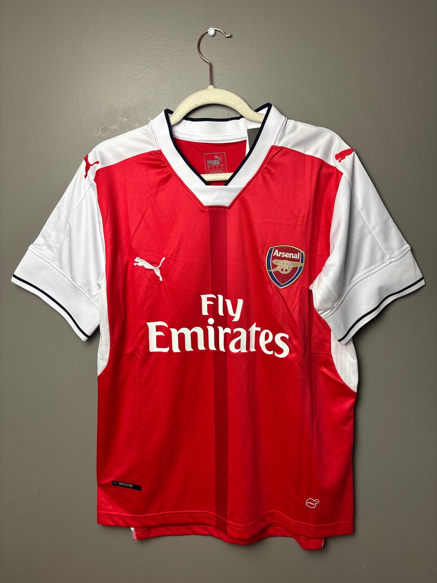 Arsenal FC 2016/17 - 17 Alexis Sanchez