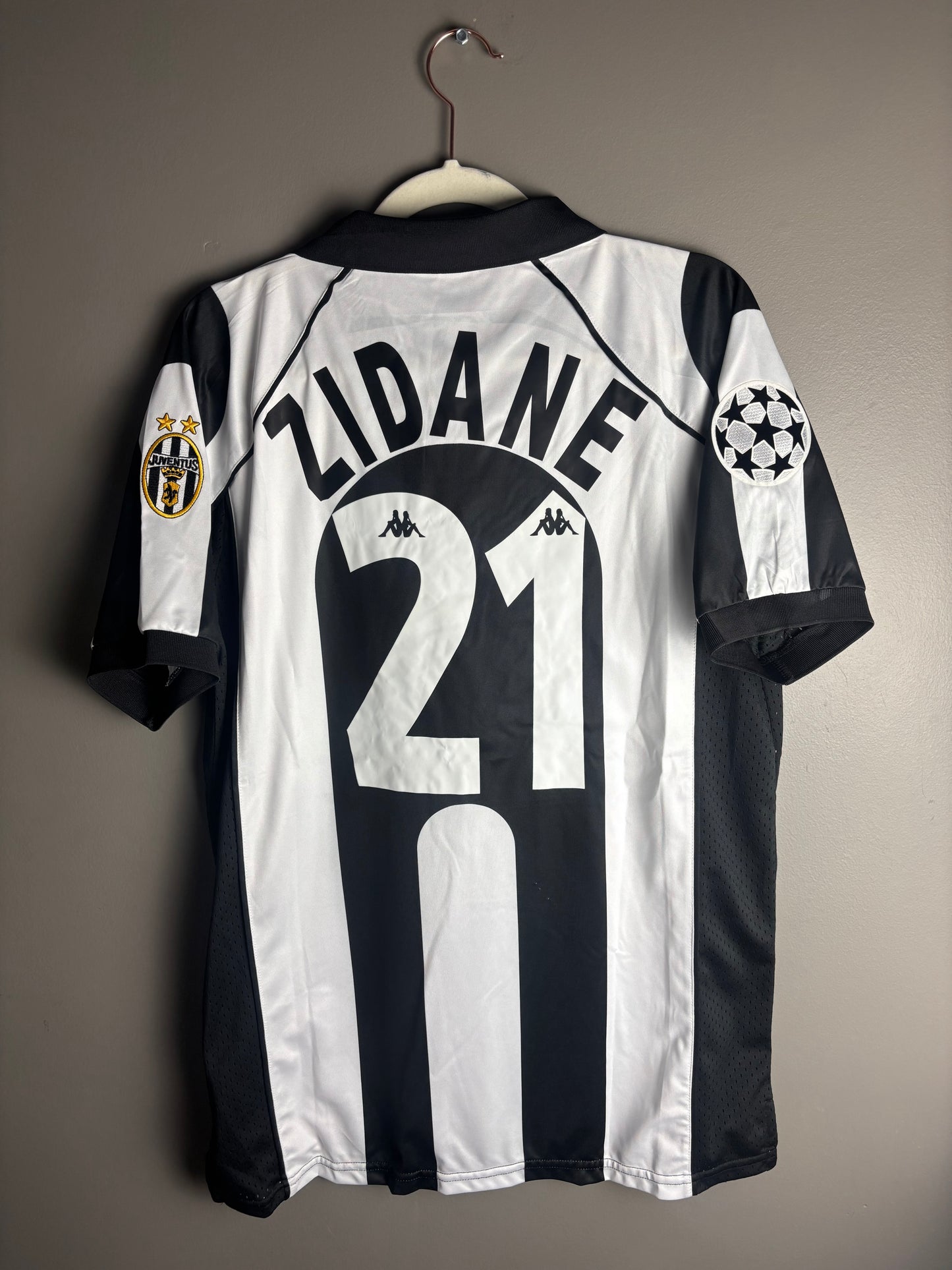 Juventus FC ‘97/98 - 21 Zidane