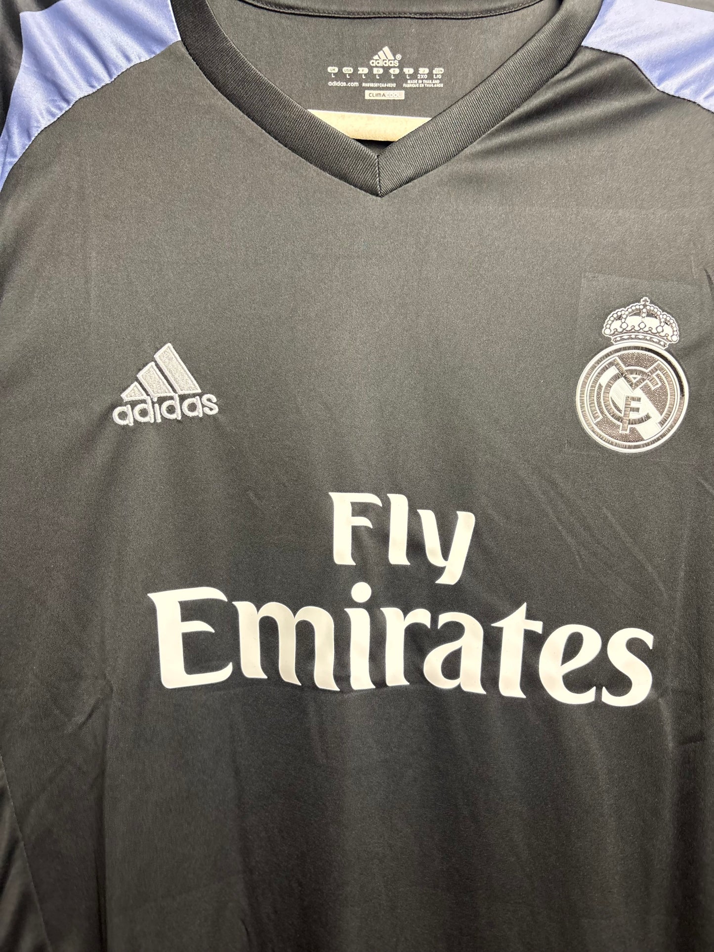 Real Madrid CF 2016/17 - 10 James Rodriguez